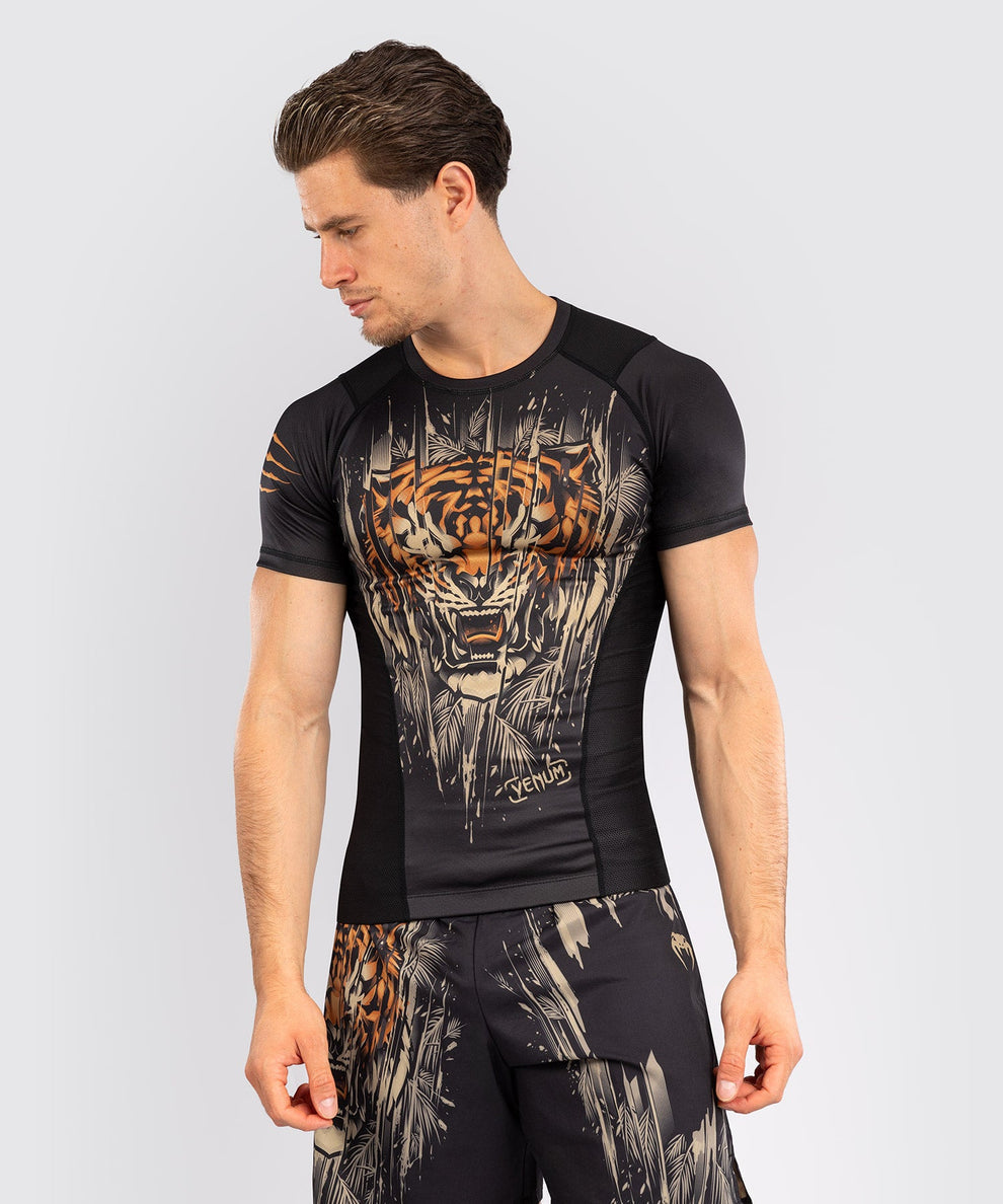Venum Tiger rashguard s krátkým rukávem - černá, VENUM-05340-117