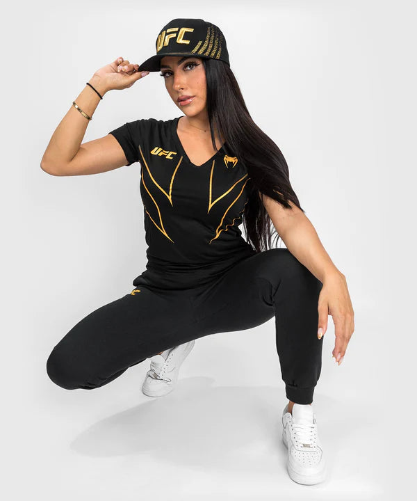 Venum UFC Fight Night 2.0 Replica triko - Champion - černá/zlatá