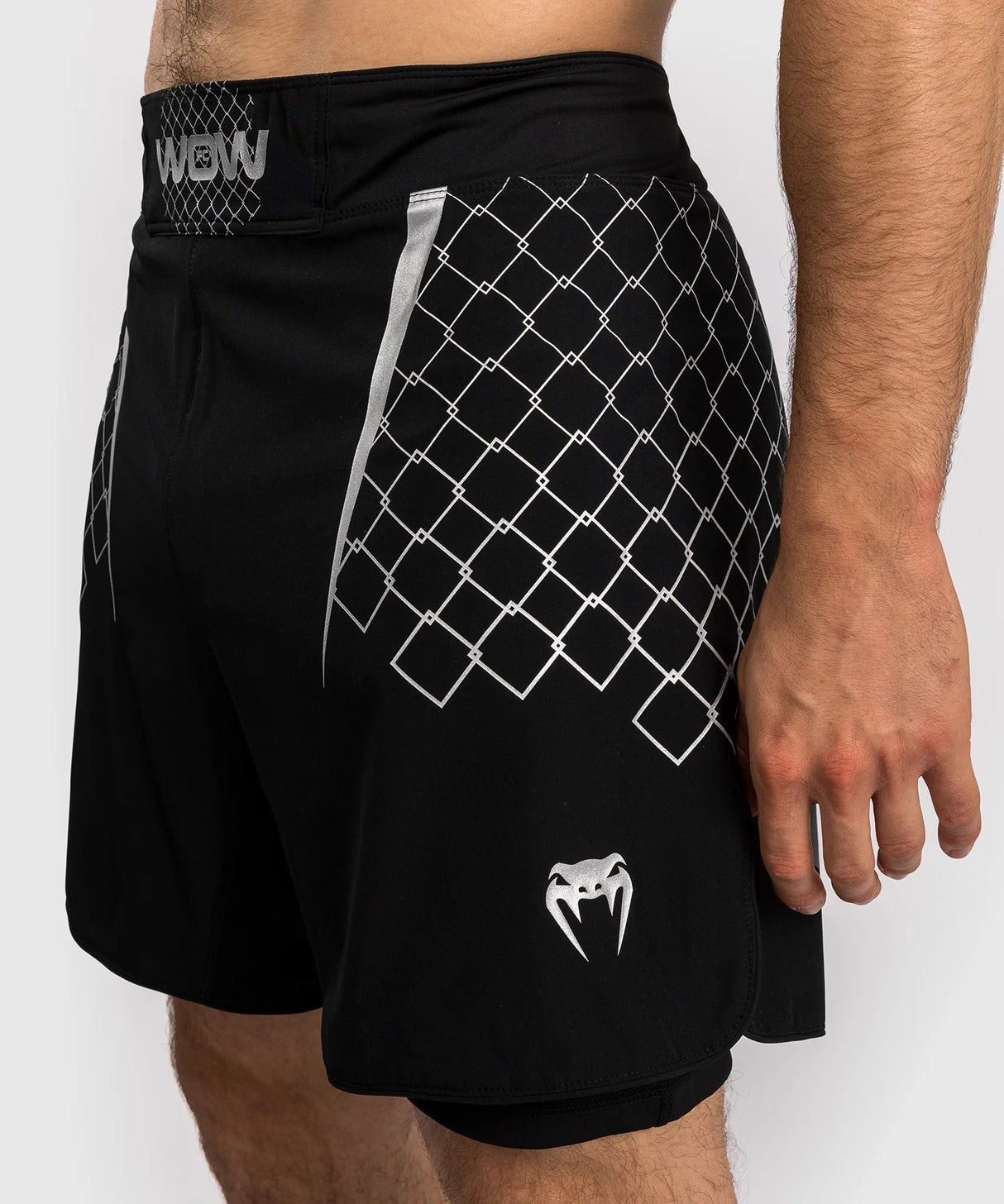 Venum šortky x WOW FC – černá/stříbrná, VENUM-05922-001