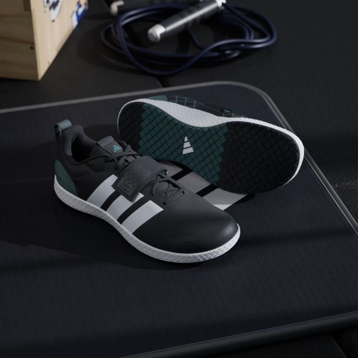 Adidas The Total – vzpěračské boty, JP9870