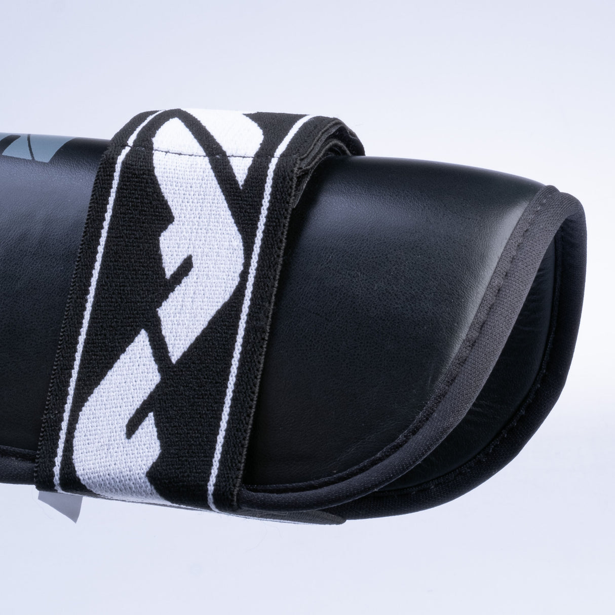 Chrániče holení Fighter Slim - černá, JE1209-24-02