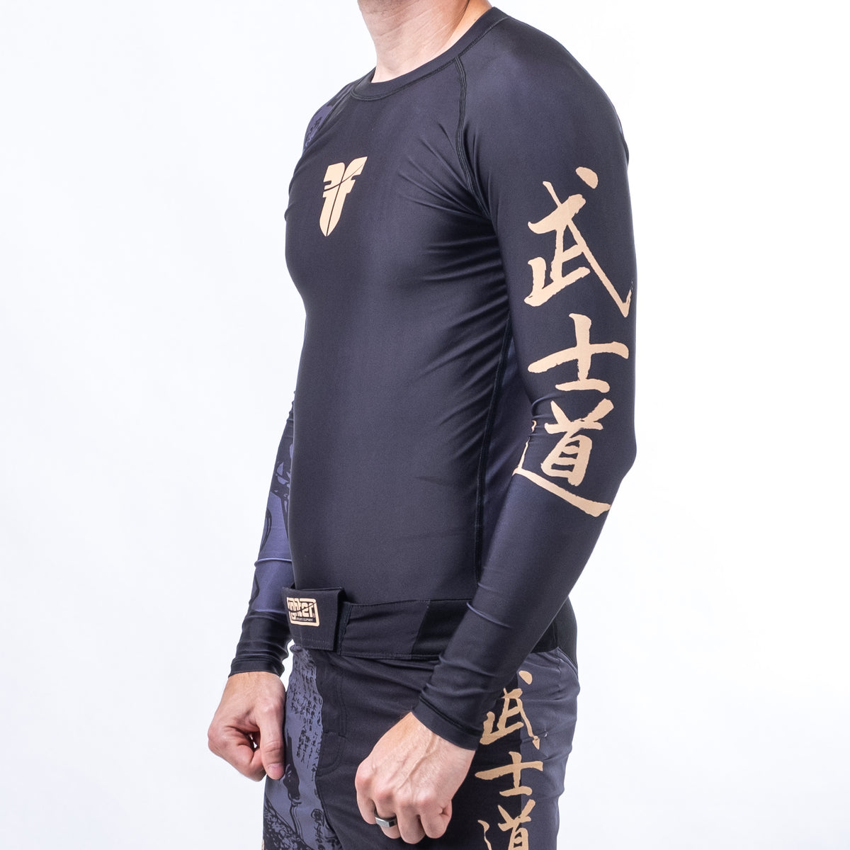 Fighter Rashguard Samurai s dlouhým rukávem - černá/zlatá, FRSG-SAM-01-LS