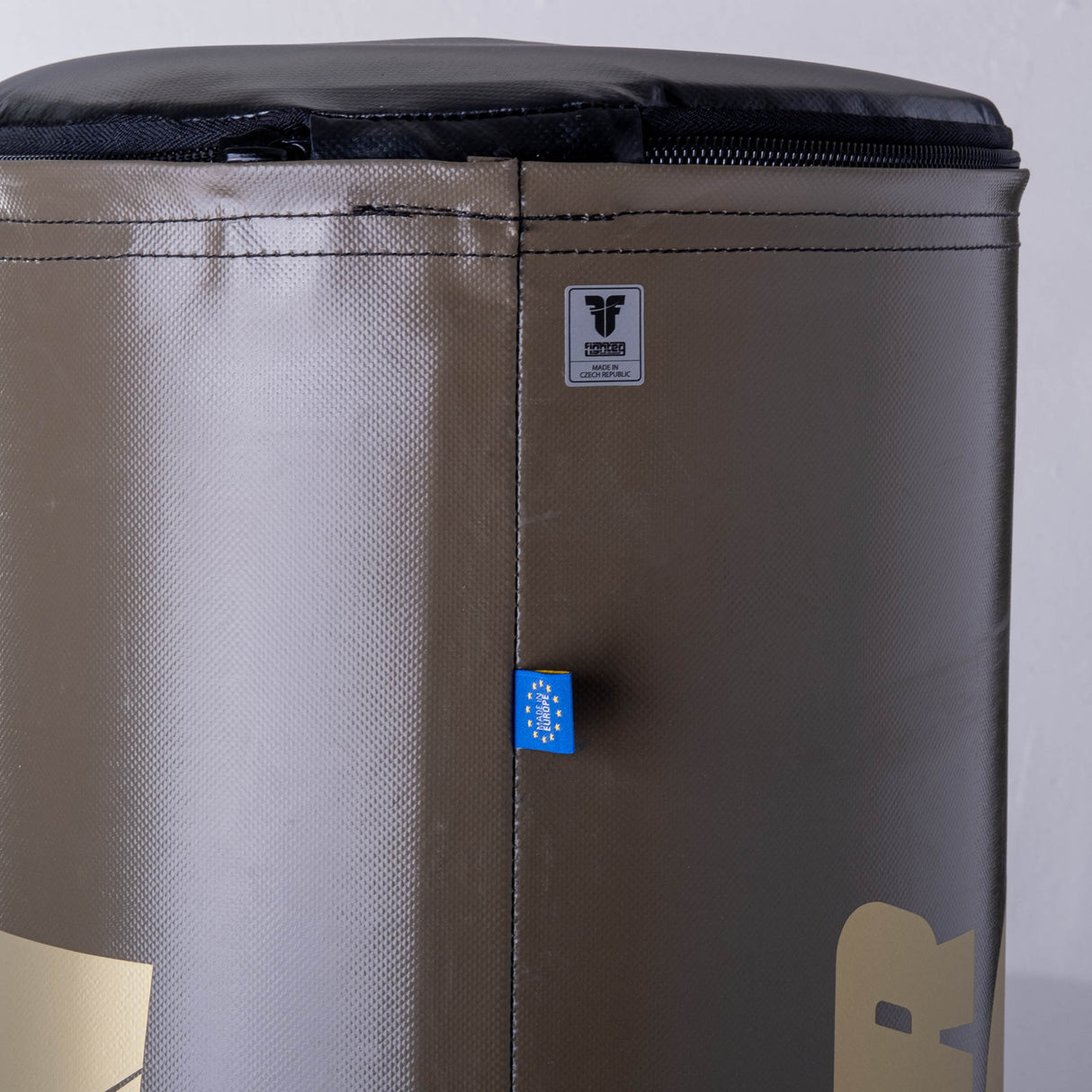 Volně stojící pytel Fighter Classic - khaki/zlatá