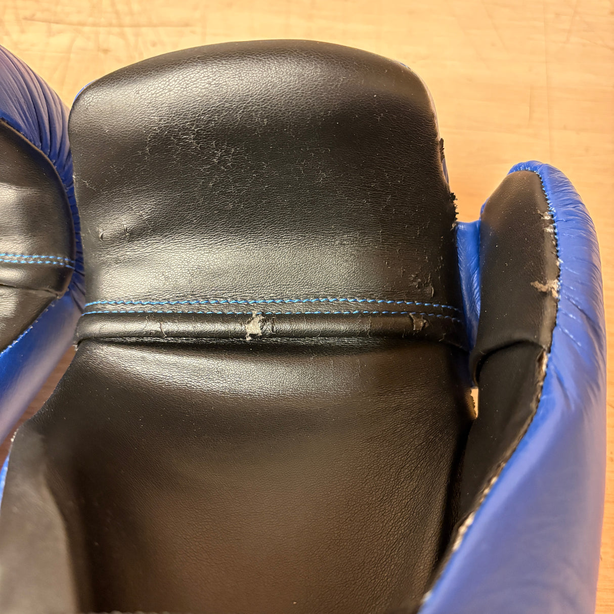 POŠKOZENÉ : Otevřené rukavice TOP TEN ITF Superfight 3000 - modrá, 2053-6