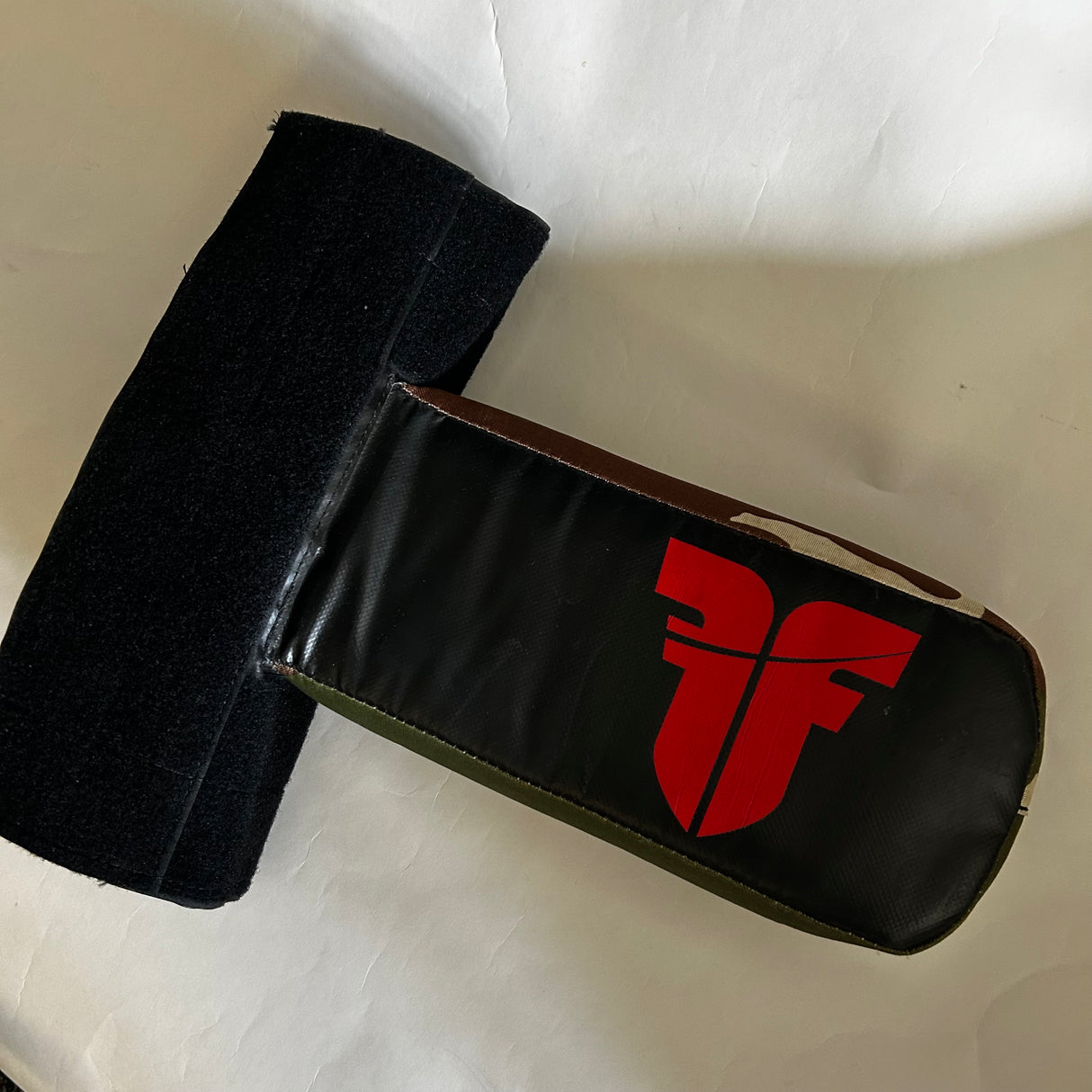 POŠKOZENÉ : Tréninková stěna Power wall Fighter - Arm Target M - černá/camo, FPWS-08-CAB