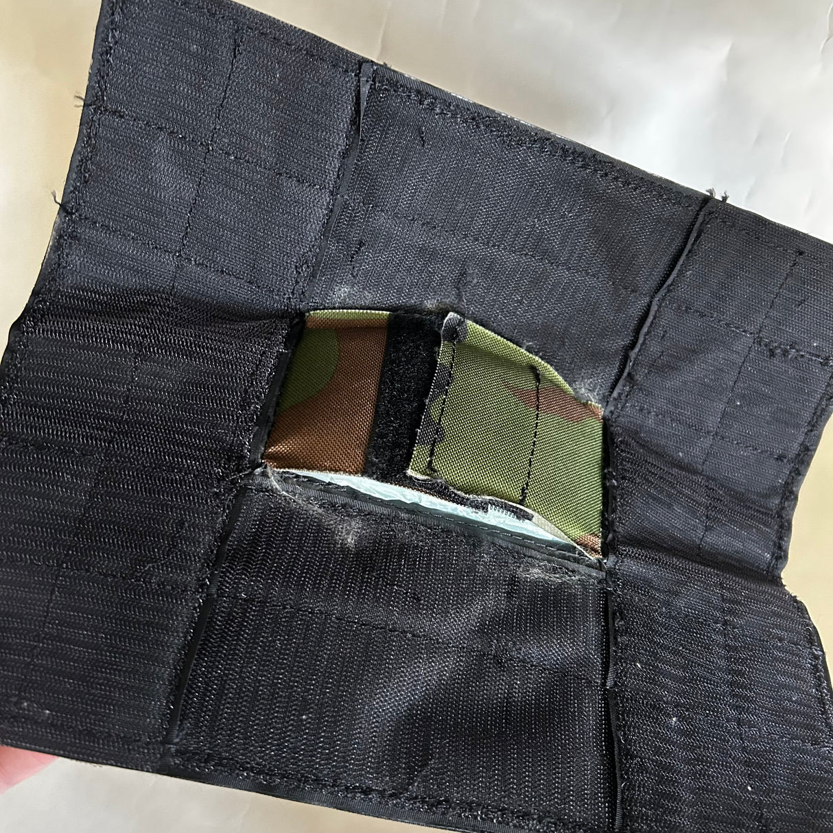 POŠKOZENÉ : Tréninková stěna Power wall Fighter - Arm Target M - černá/camo, FPWS-08-CAB