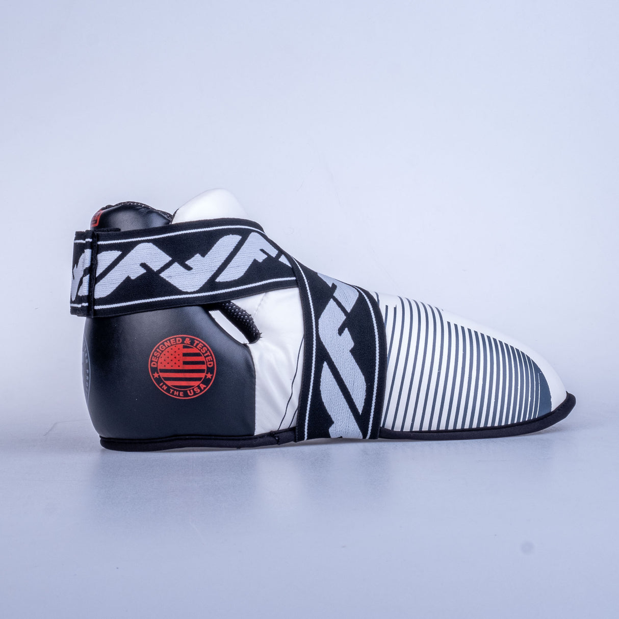 Fighter Chrániče nohou PRO - bílá/černá, JE1455-PRO-0102