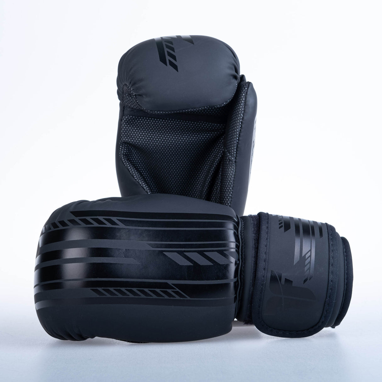 Otevřené rukavice Fighter Quick - SGP Edice - černá