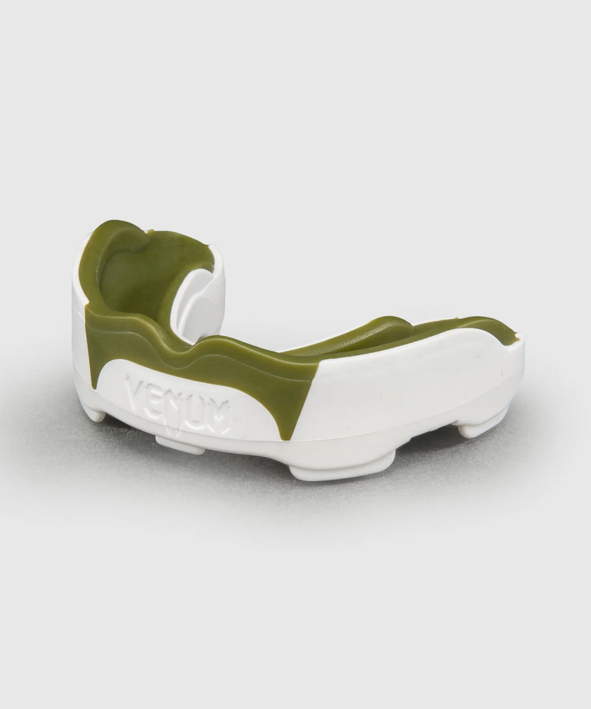 Venum chrániče zubů Predator, bílá/khaki, VENUM-0621-672
