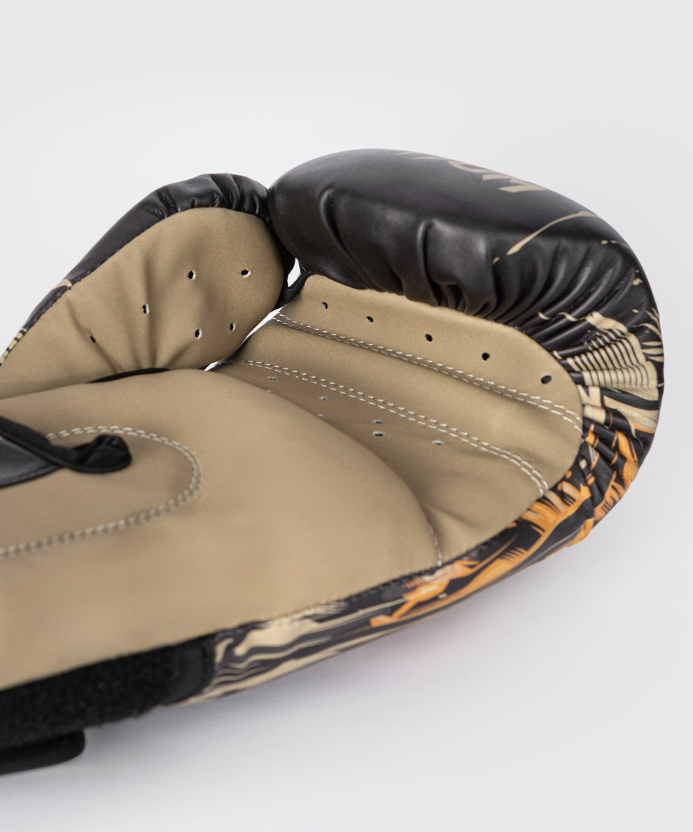 Boxerské rukavice Venum Tiger - mix barev, VENUM-05349-117