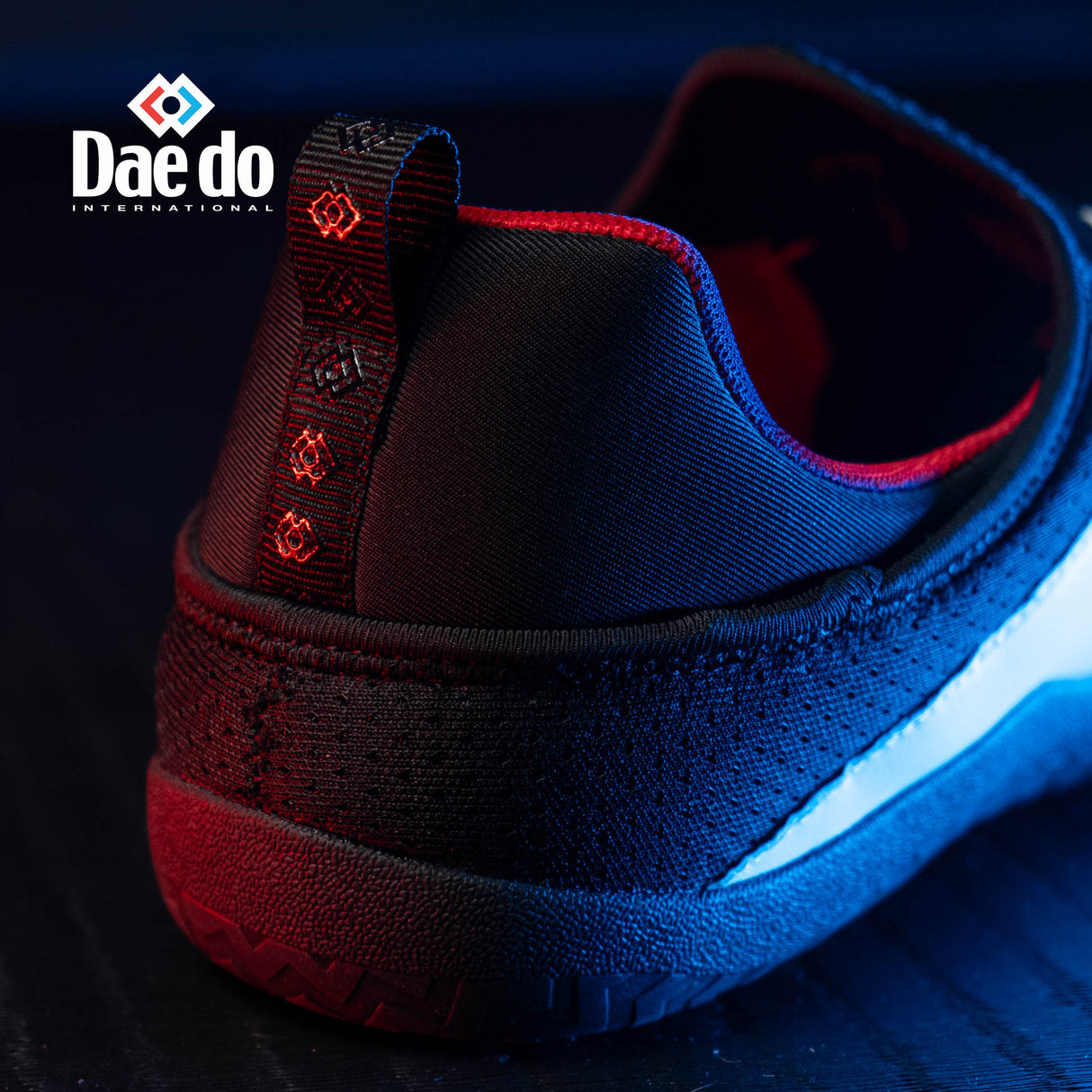 Budo boty DAEDO ACTION - bílá/černá, ZA3110