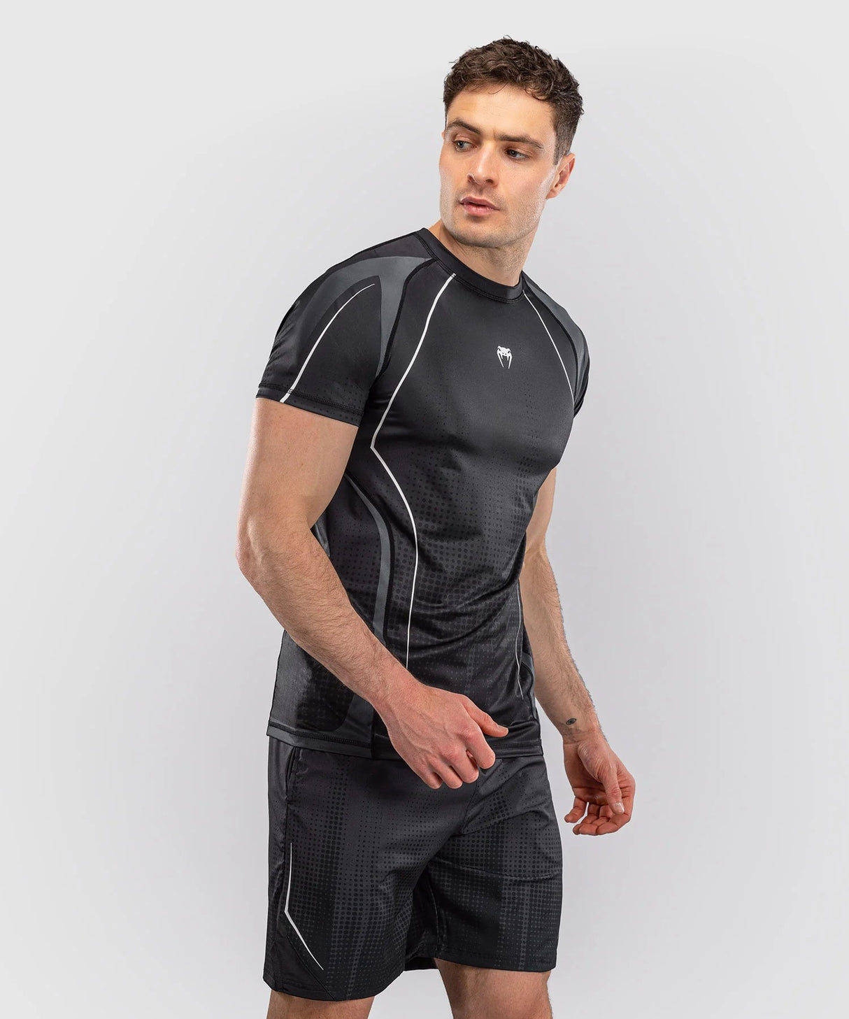 Venum Dry Tech Stealth tričko - černá/bílá, VENUM-06274-108