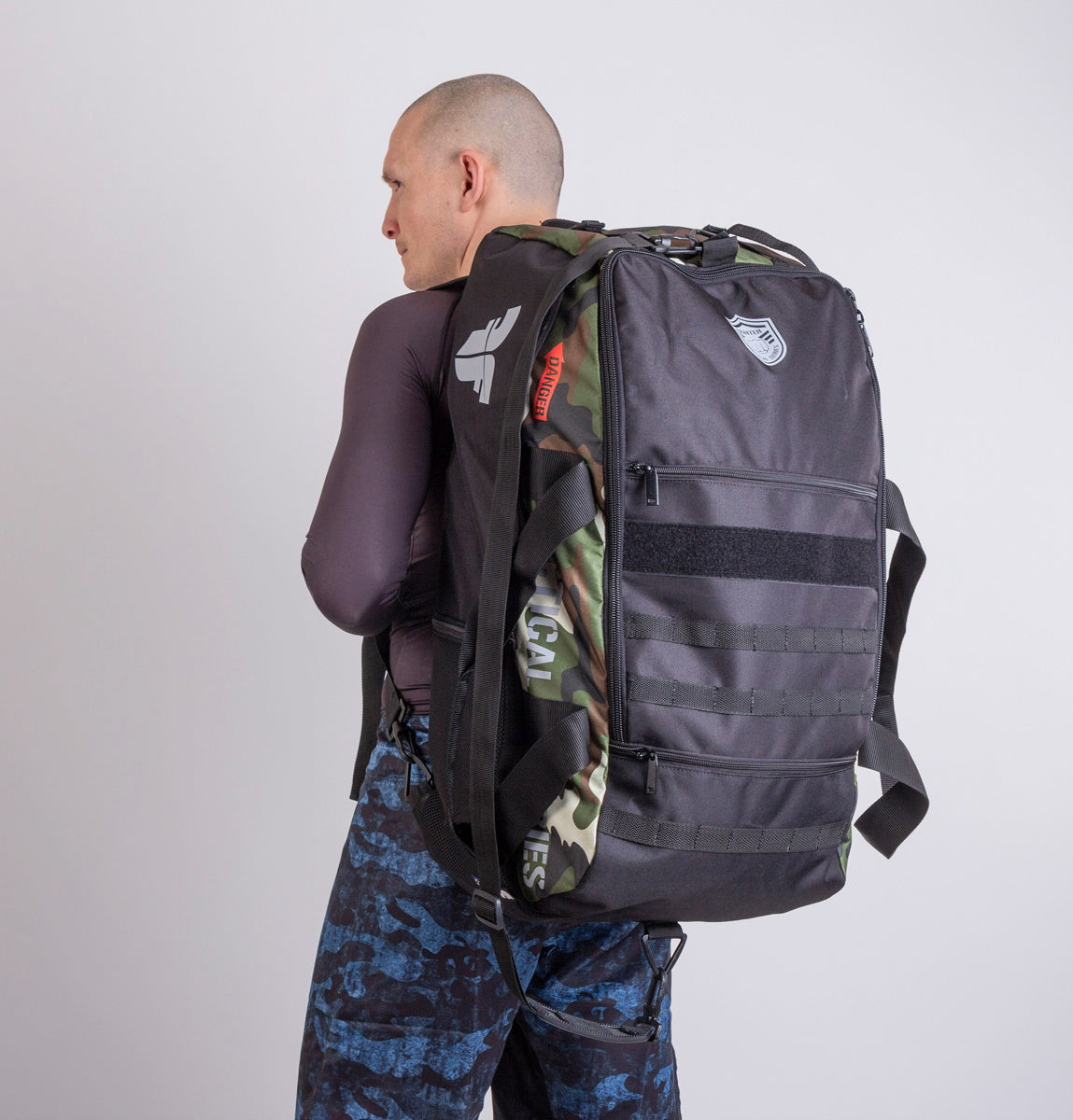 Sportovní taška FIGHTER LINE XL TACTICAL SERIES - Camo, FTBP-05