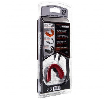 Venum chrániče zubů Predator, černá / červená, VENUM-0621-100