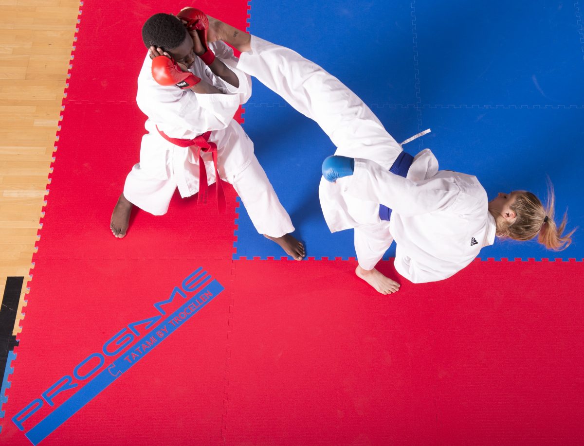 ProGame tatami karate WKF Approved - modrá/červená 2 cm, 85206011
