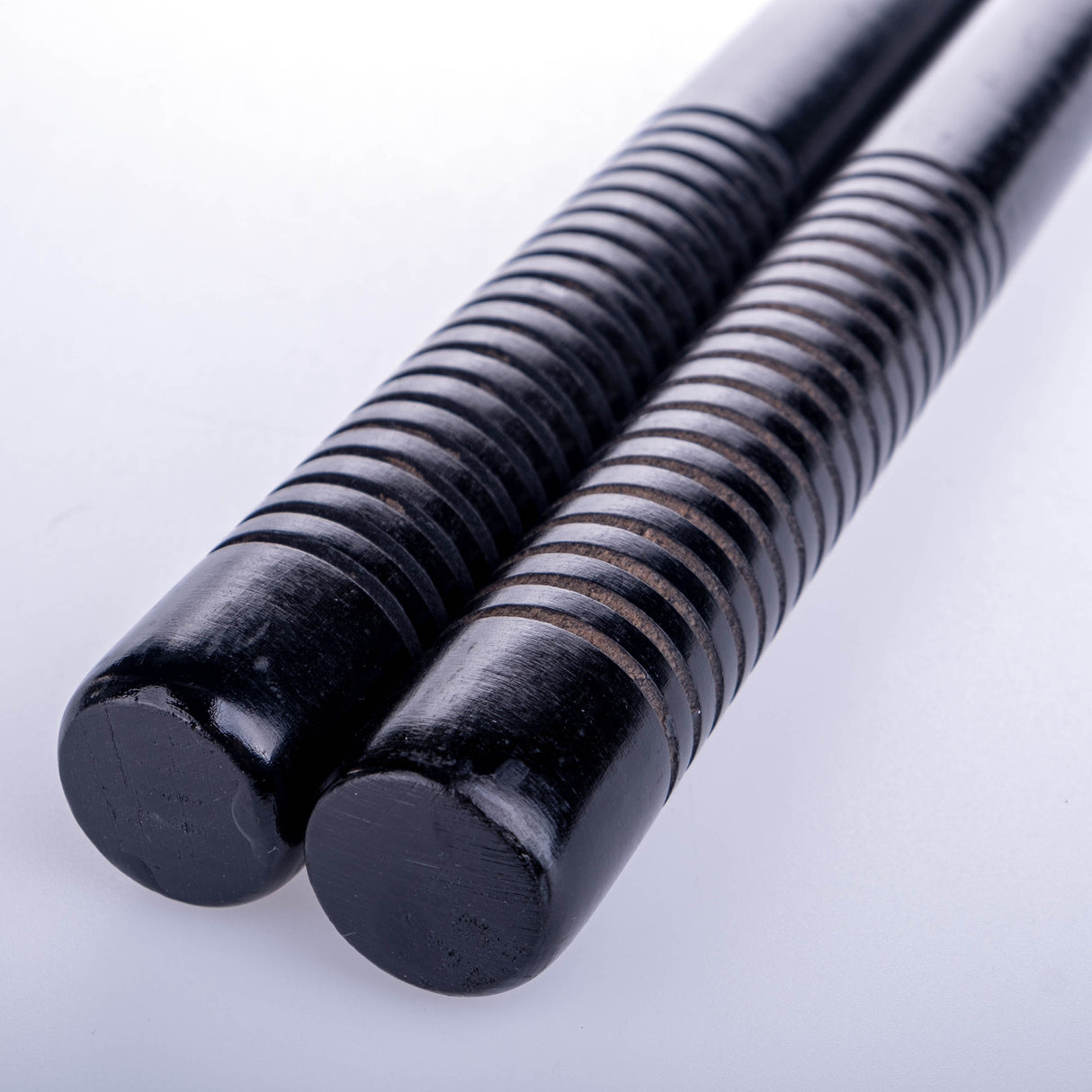 Nunchaku Overall vyřezávané - černá