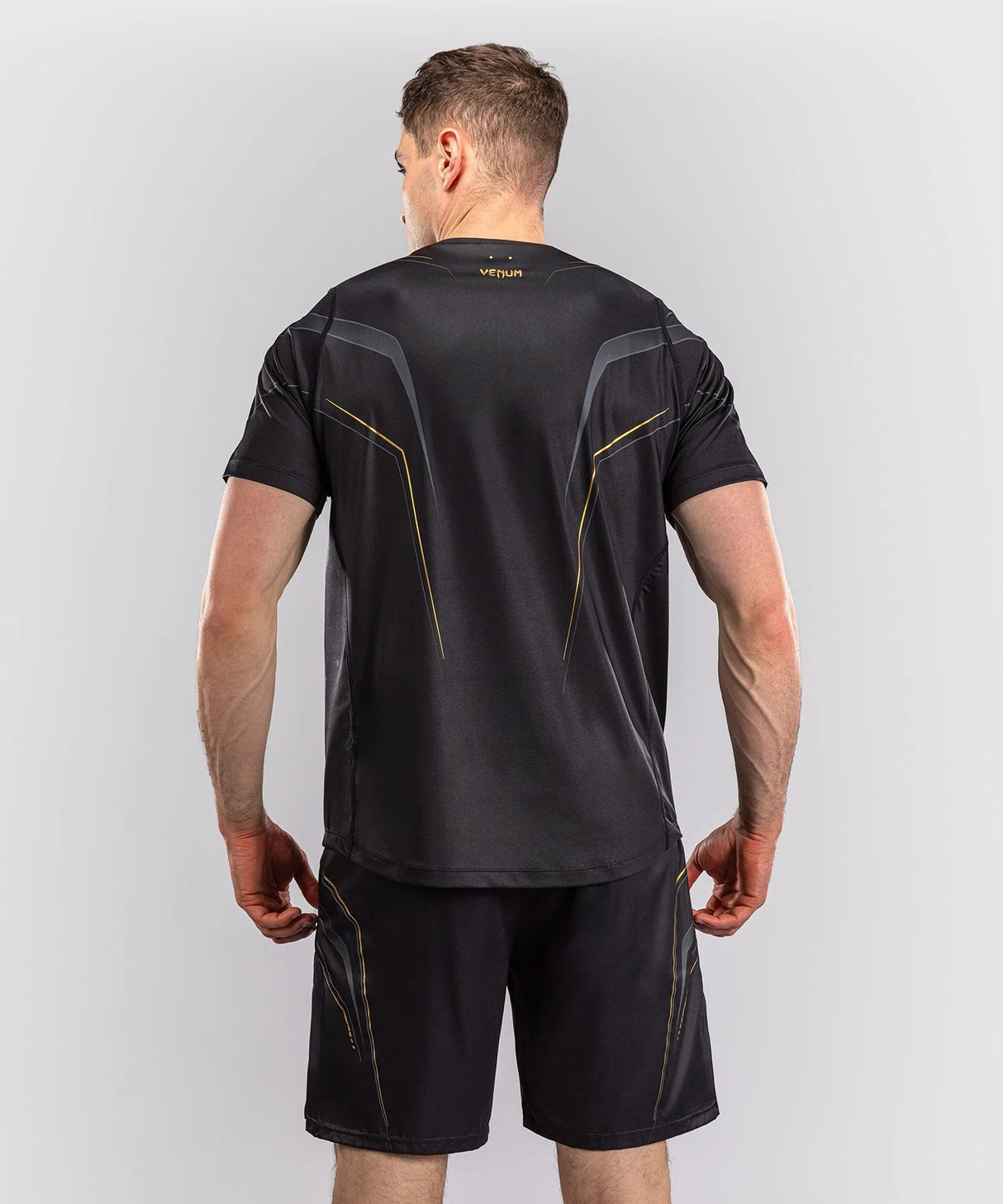 Venum Streamline triko Venum - černá/zlatá, VENUM-06297-126