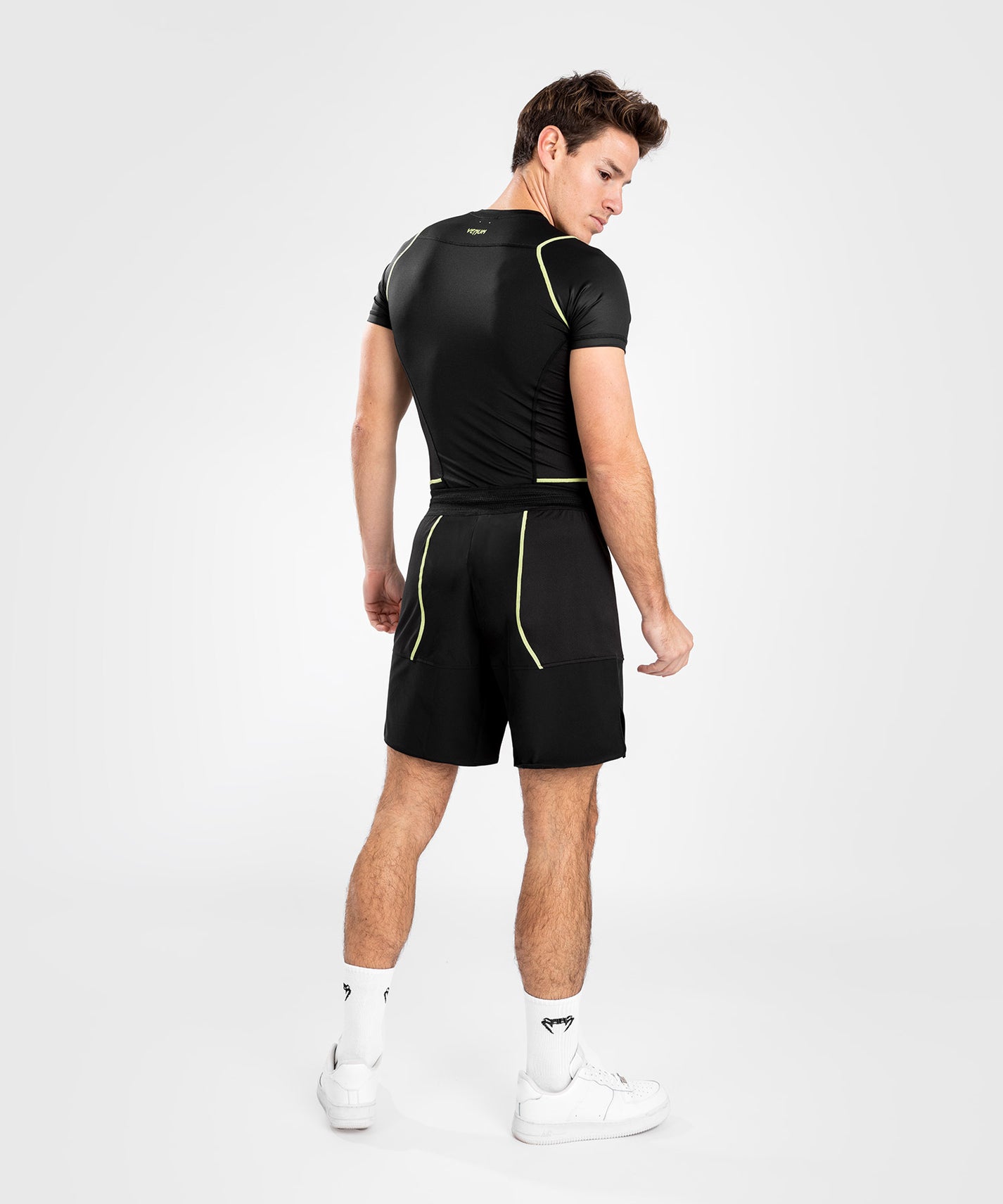 Venum Fusion 2.0 MMA šortky - černá/žlutá, VENUM-05142-111