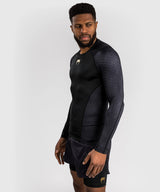 Venum x Assassin's Creed Shadows Rashguard s dlouhým rukávem - černý, VENUM-05671-001