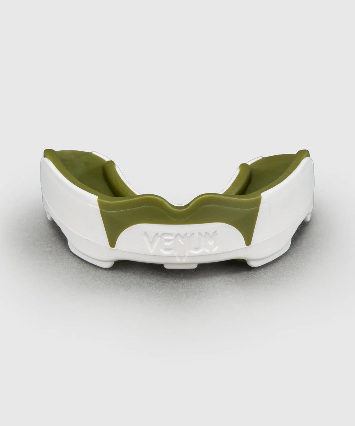 Venum chrániče zubů Predator, bílá/khaki, VENUM-0621-672