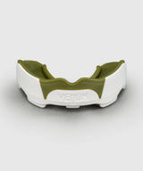Venum chrániče zubů Predator, bílá/khaki, VENUM-0621-672