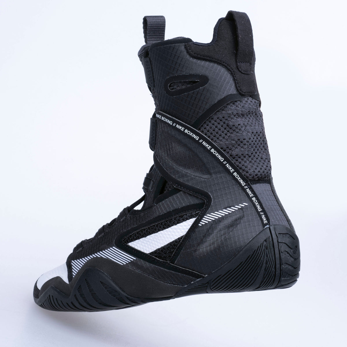 Box Boty Box boty Nike HyperKO 2.0 - černá/bílá/šedá, CI2953002 – Hayashi.cz
