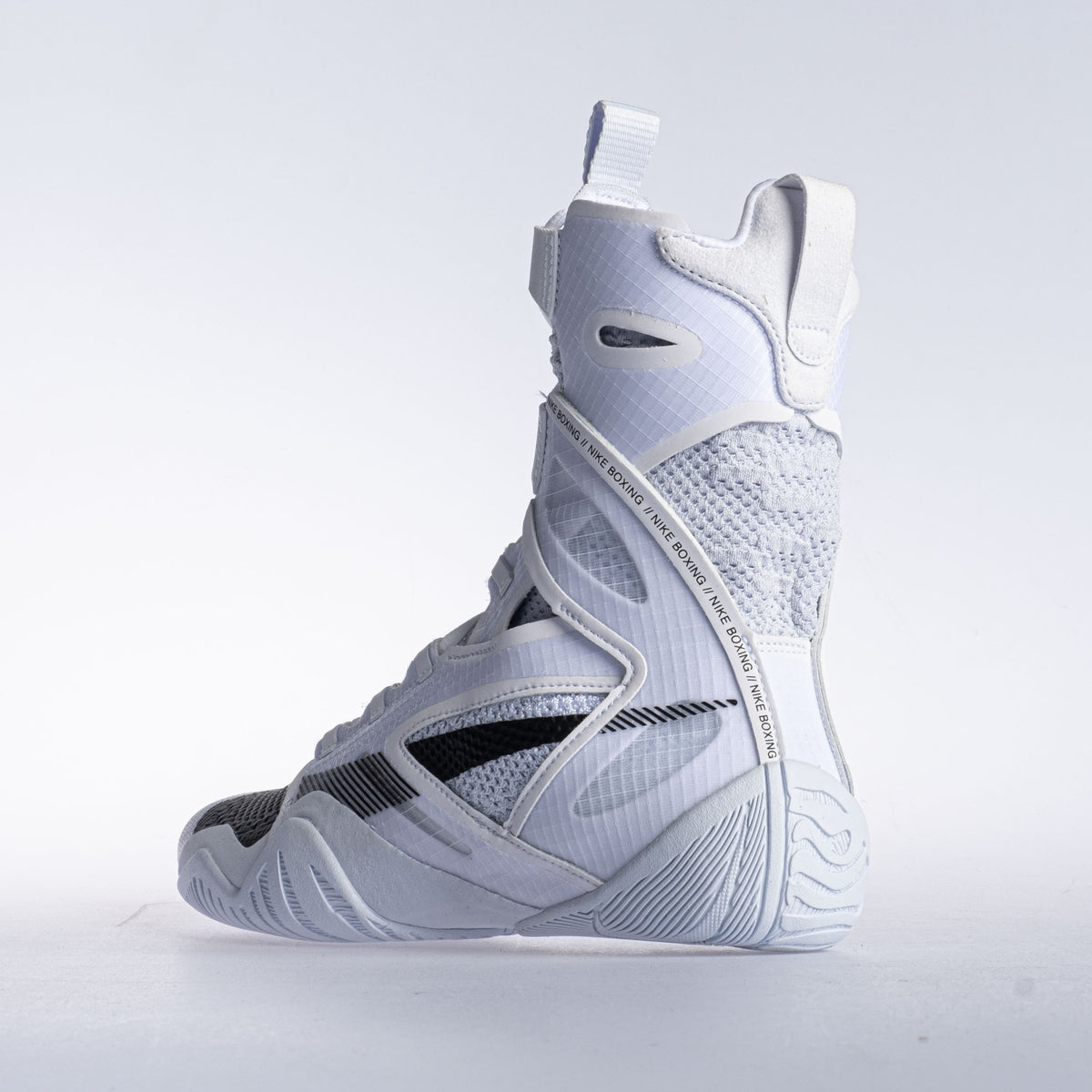 Box Boty Box boty Nike HyperKO 2.0 - bílá/černá/šedá, CI2953100 – Hayashi.cz