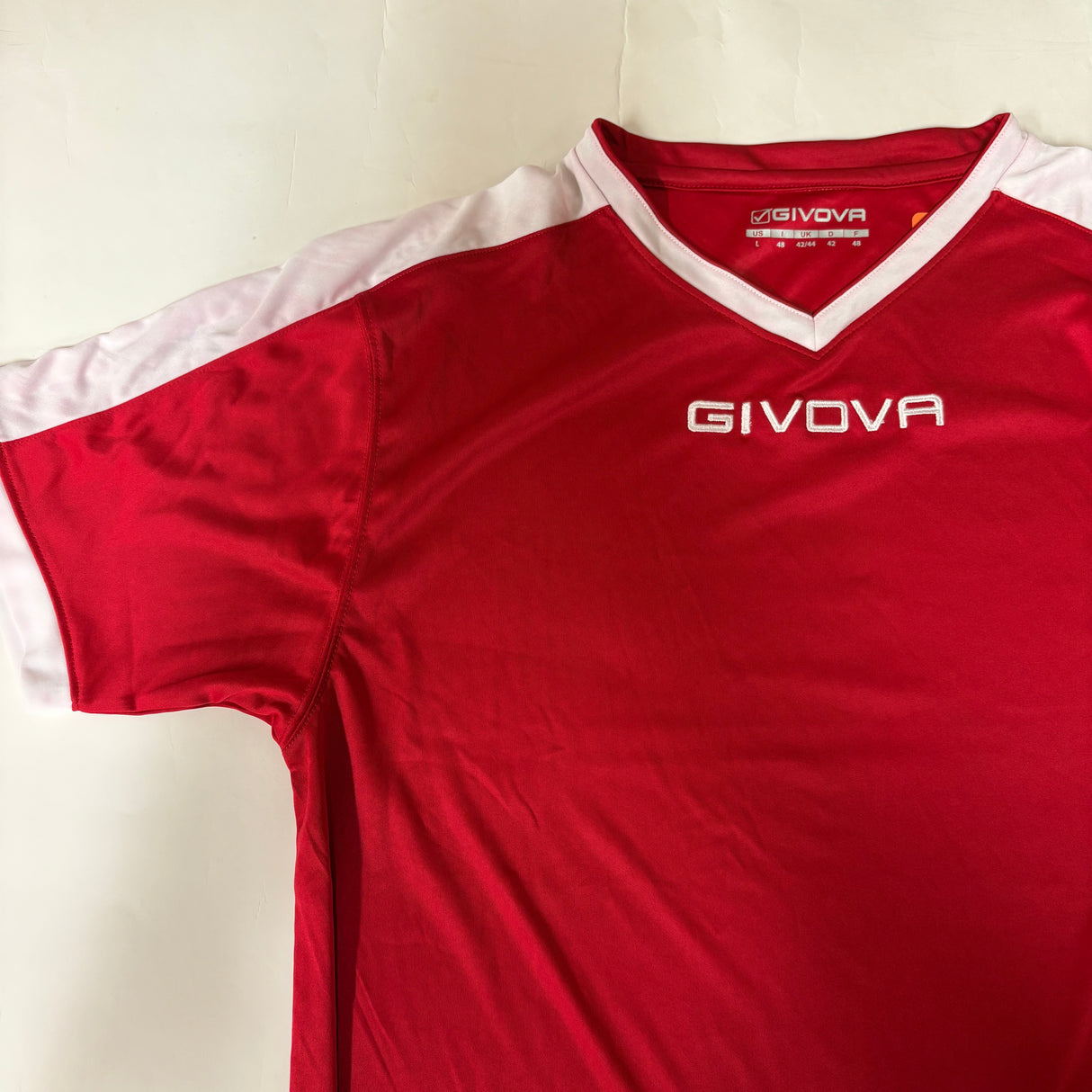 POŠKOZENÉ: Givova trička - různé barvy - L