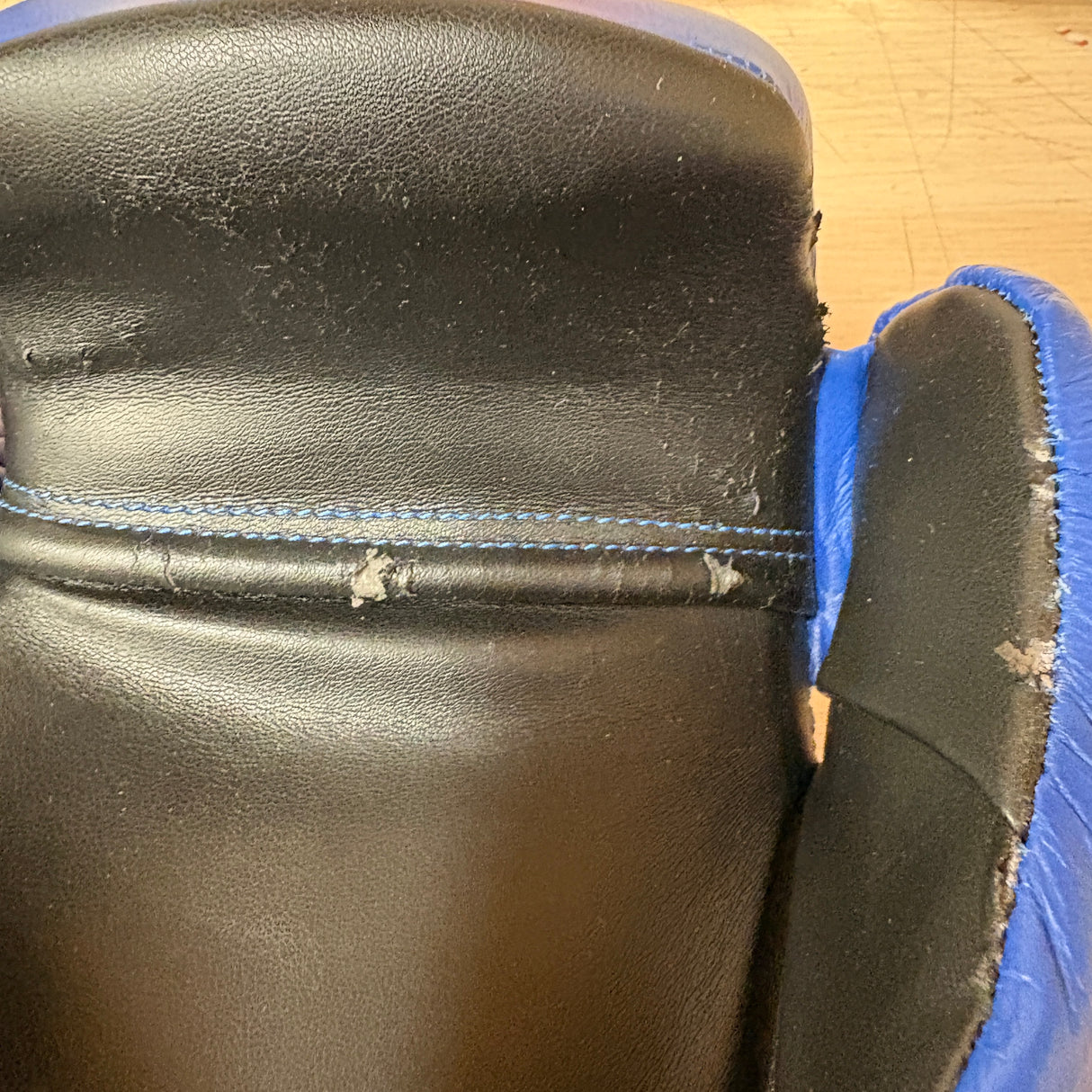 POŠKOZENÉ : Otevřené rukavice TOP TEN ITF Superfight 3000 - modrá, 2053-6