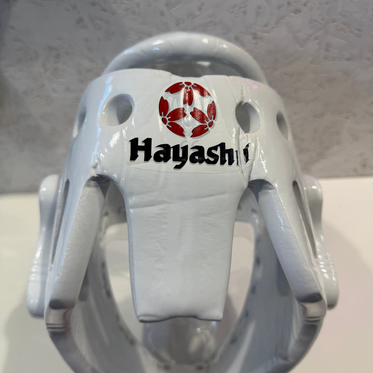 POŠKOZENÉ : Hayashi přilba WKF s maskou - bílá, 246