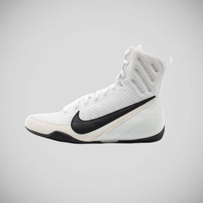 Boxerské boty Nike Machomai 3 bílá/černá – boční profil s černým logem Nike
