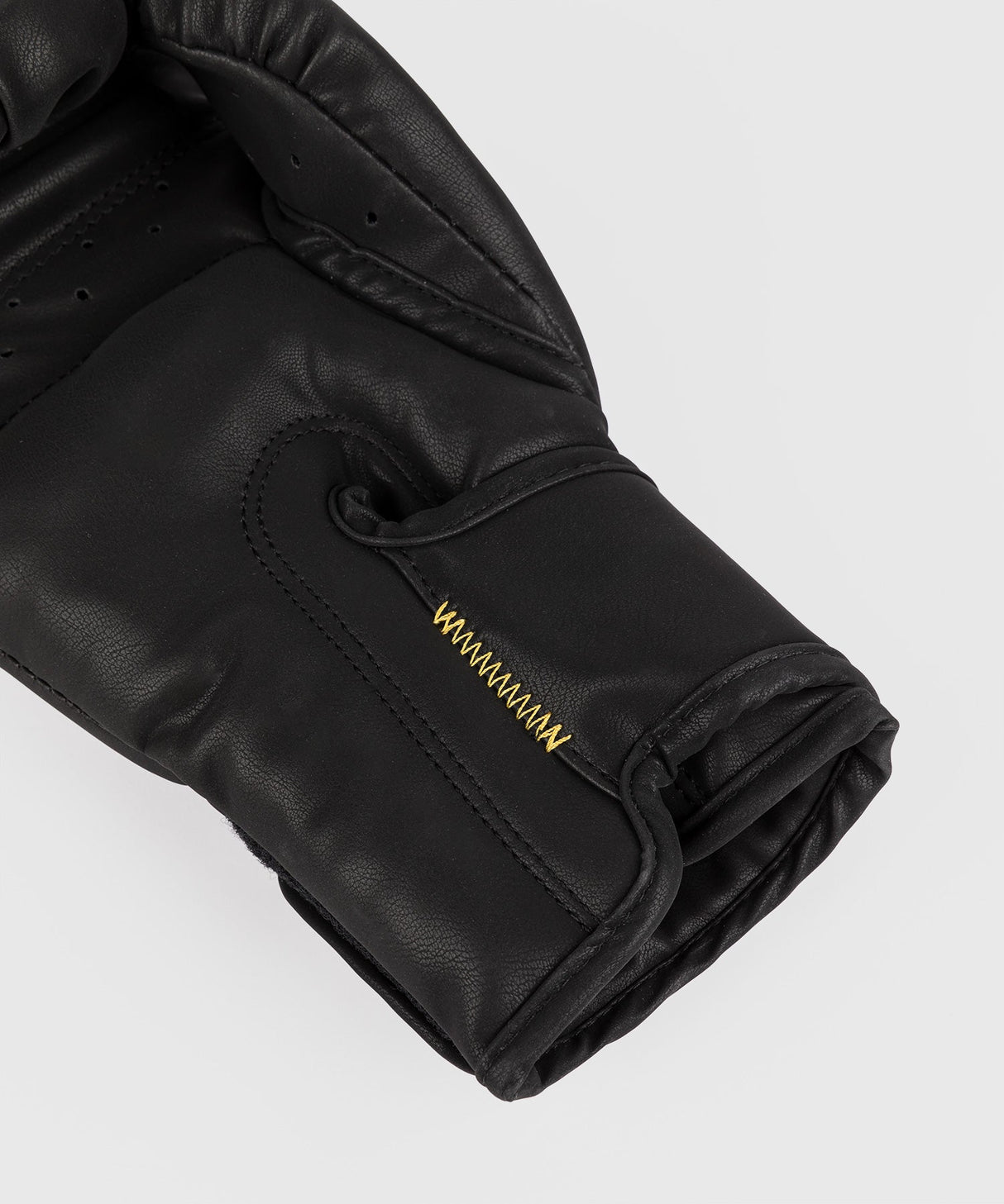 Venum boxerské rukavice Serpenti - černá/zlatá, VENUM-05755-109
