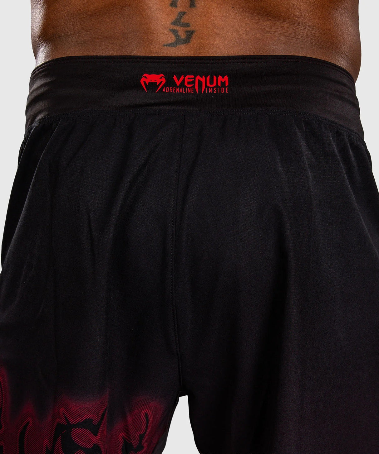 Fight šortky Venum Spectre - černá/červená, VENUM-06309-100