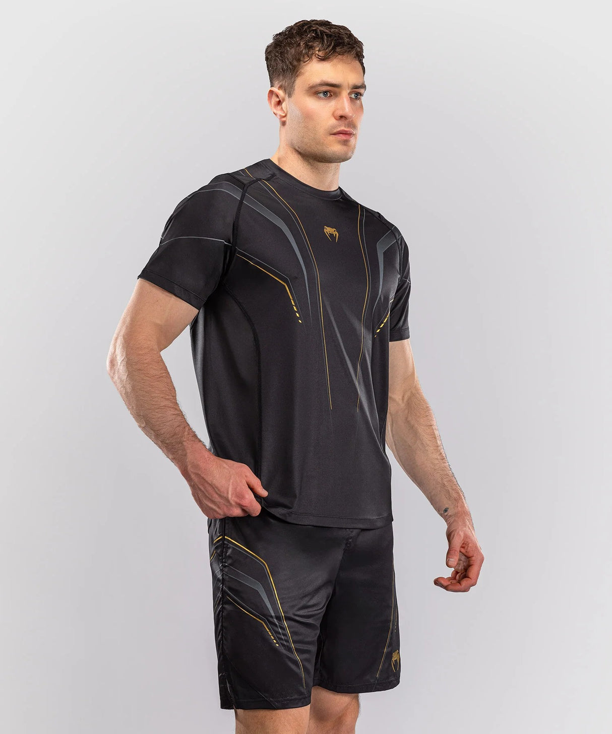 Venum Streamline triko Venum - černá/zlatá, VENUM-06297-126