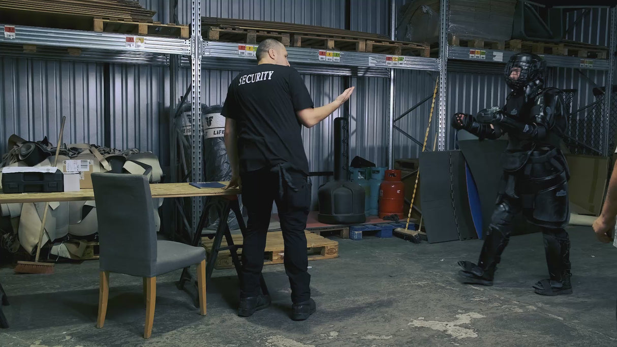 TITAN - Ochranný oblek pro výcvik policie a vojska