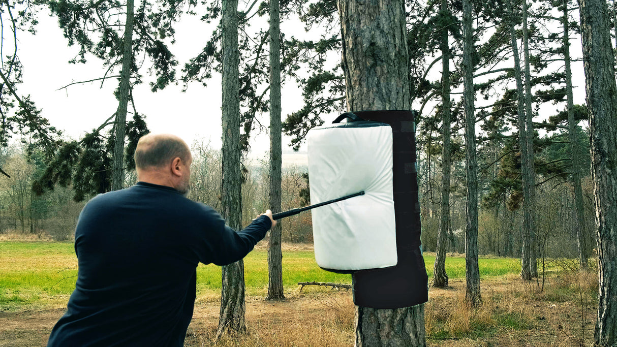 Půlkulatý štít TITAN pro obušek 2v1 - SCUTUM - bílá