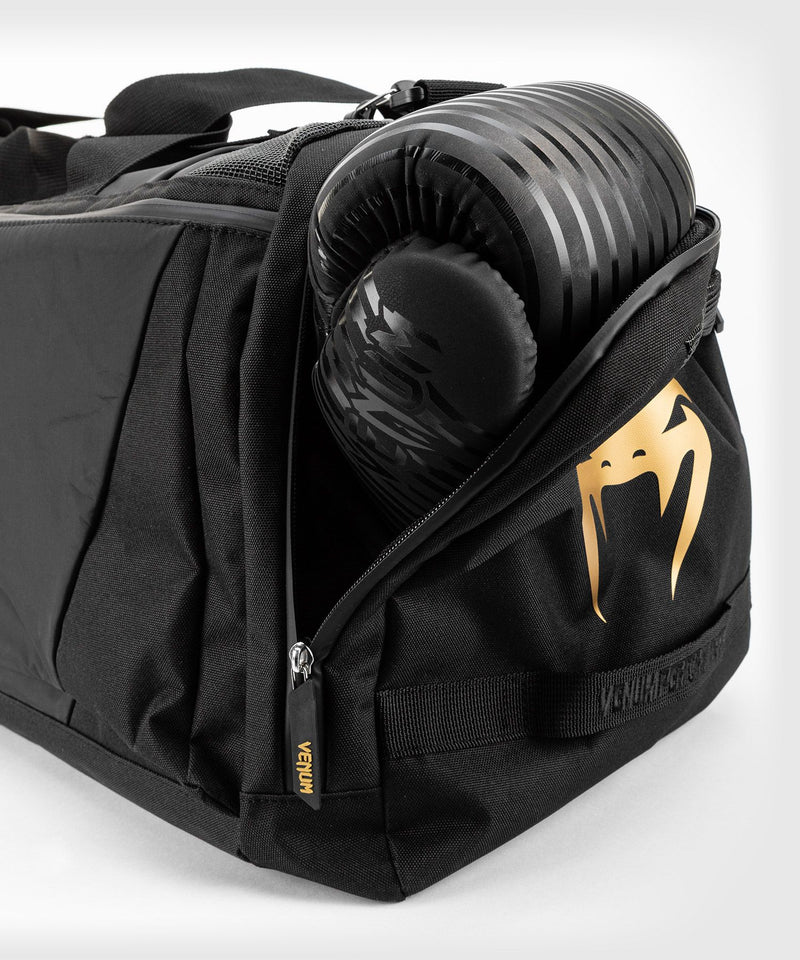 Venum Trainer Lite Evo sportovní taška - černá/zlatá