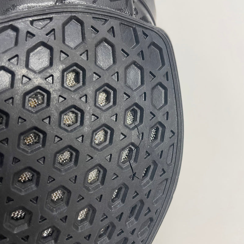 POŠKOZENÉ:  Budo boty adidas ADI-BRAS 16 - černá, ADITBR01-BK, 39 1/3