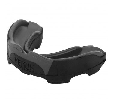 Venum chrániče zubů Predator, černá/šedá, VENUM-0621-114